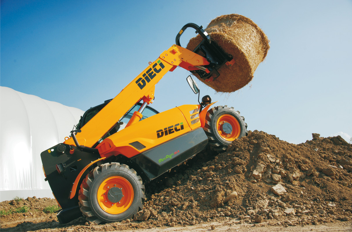 Телескопический погрузчик DIECI Mini Agri 25.6